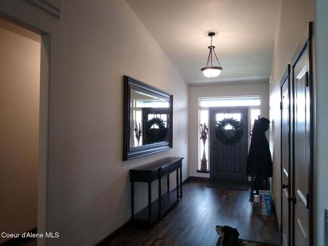 7970 N DARLENA LP, Coeur D'alene, ID 83815