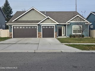 7970 N DARLENA LP, Coeur D'alene, ID 83815