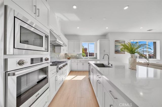 414 Treble, Irvine, CA 92618