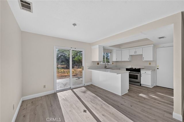 8167 Windsor Avenue, Hesperia, CA 92345