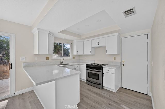 8167 Windsor Avenue, Hesperia, CA 92345
