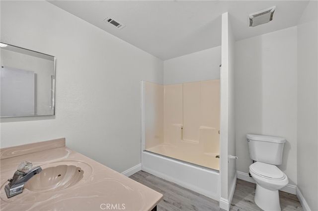 8167 Windsor Avenue, Hesperia, CA 92345