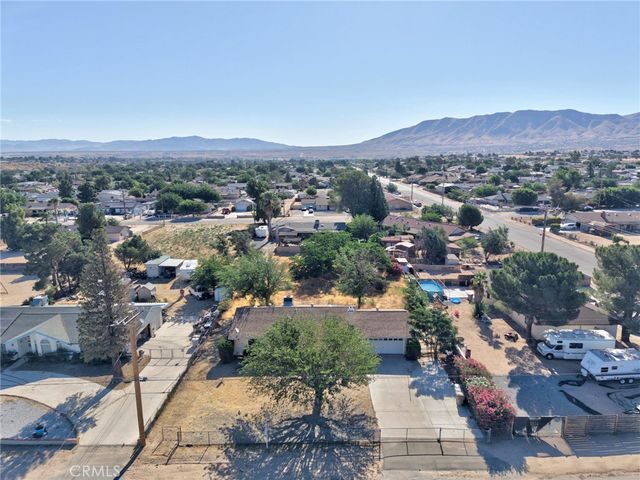 8167 Windsor Avenue, Hesperia, CA 92345