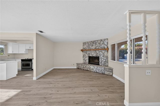8167 Windsor Avenue, Hesperia, CA 92345