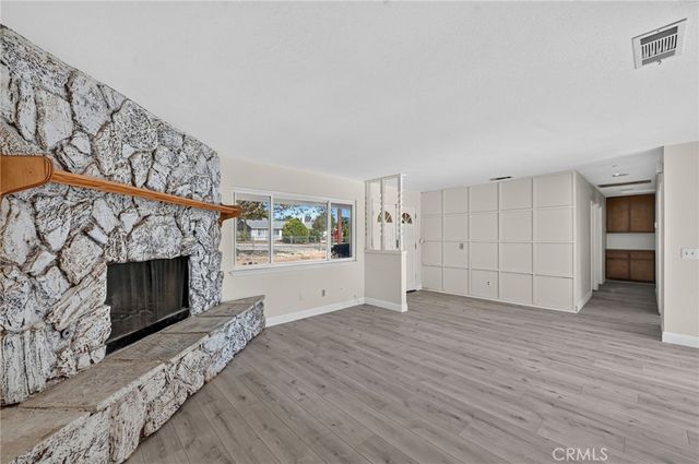 8167 Windsor Avenue, Hesperia, CA 92345