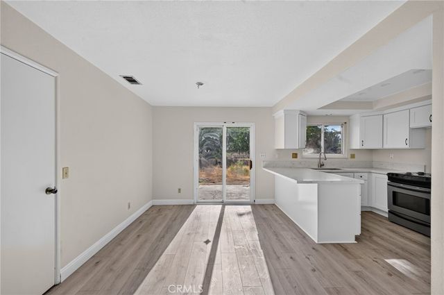 8167 Windsor Avenue, Hesperia, CA 92345
