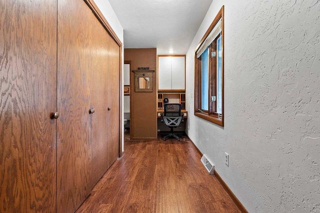 125 TRADERS POINT LANE, Green Bay, WI 54302