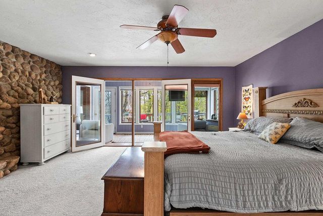 125 TRADERS POINT LANE, Green Bay, WI 54302