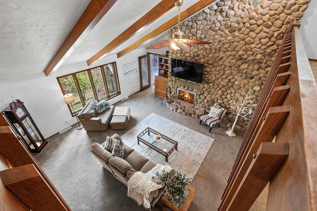 125 TRADERS POINT LANE, Green Bay, WI 54302