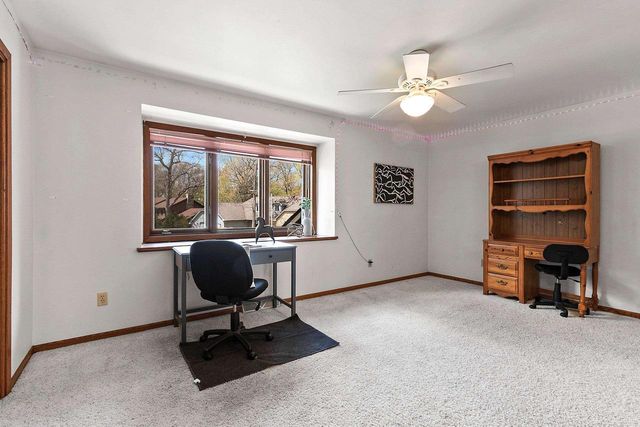 125 TRADERS POINT LANE, Green Bay, WI 54302