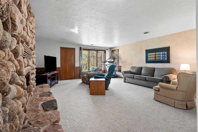 125 TRADERS POINT LANE, Green Bay, WI 54302