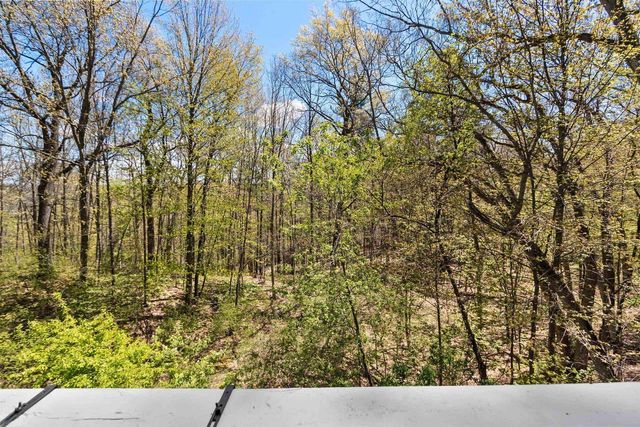 125 TRADERS POINT LANE, Green Bay, WI 54302