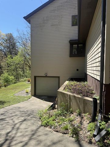 125 TRADERS POINT LANE, Green Bay, WI 54302
