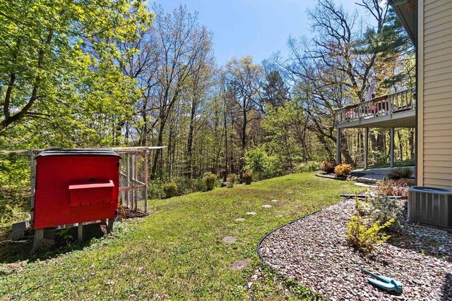 125 TRADERS POINT LANE, Green Bay, WI 54302