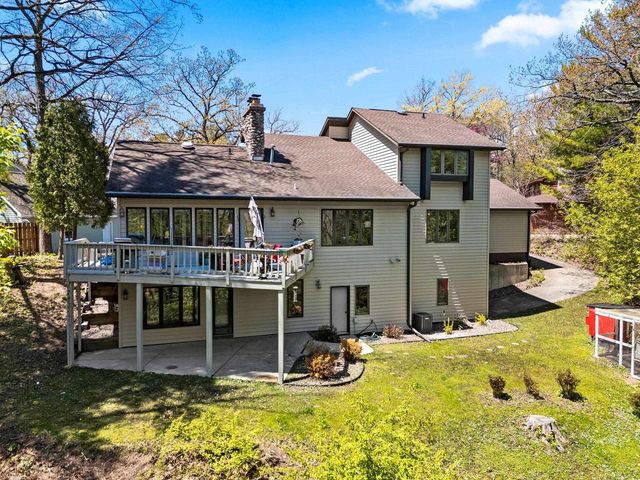 125 TRADERS POINT LANE, Green Bay, WI 54302