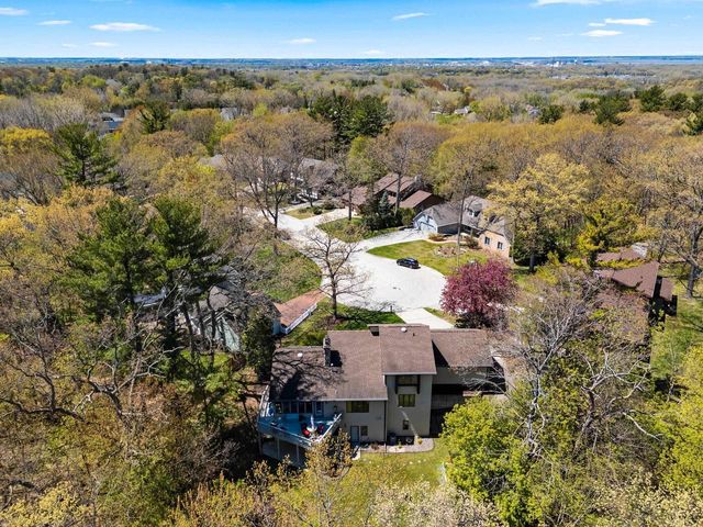 125 TRADERS POINT LANE, Green Bay, WI 54302