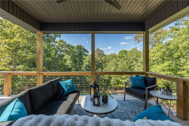 15 Cherhill Drive, Bella Vista, AR 72714