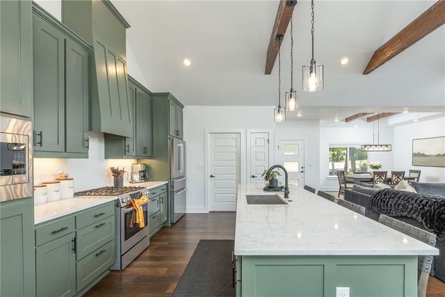 15 Cherhill Drive, Bella Vista, AR 72714