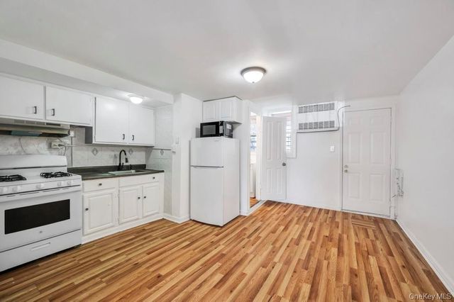 5042 Kings Highway, Brooklyn, NY 11234