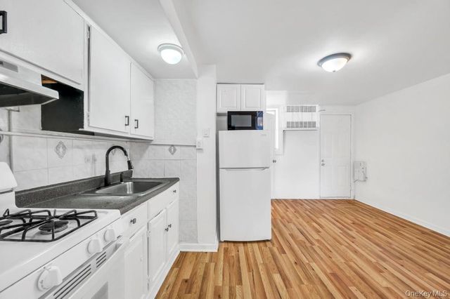 5042 Kings Highway, Brooklyn, NY 11234