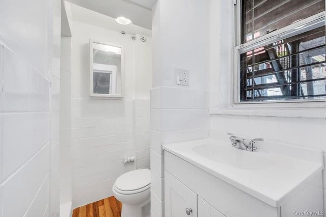 5042 Kings Highway, Brooklyn, NY 11234