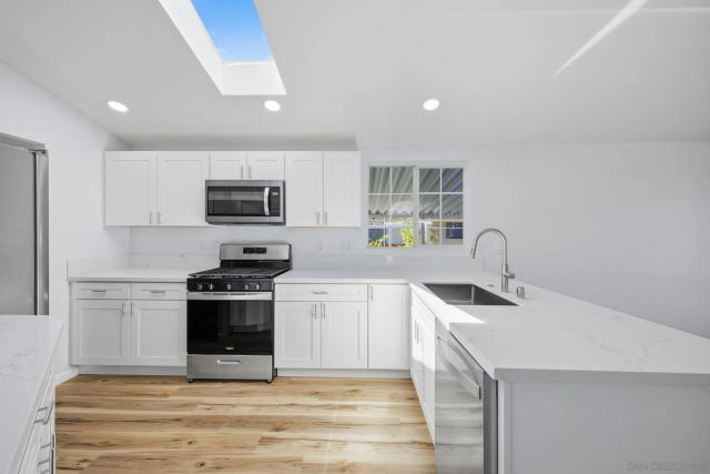 2550 E Valley Pkwy 77, Escondido, CA 92027