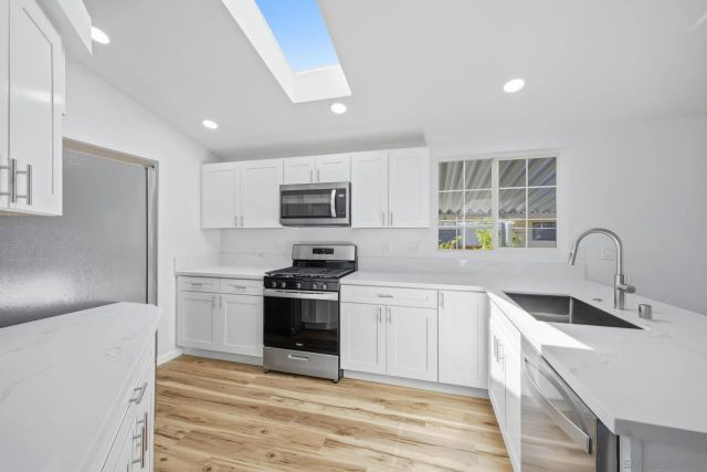 2550 E Valley Pkwy 77, Escondido, CA 92027