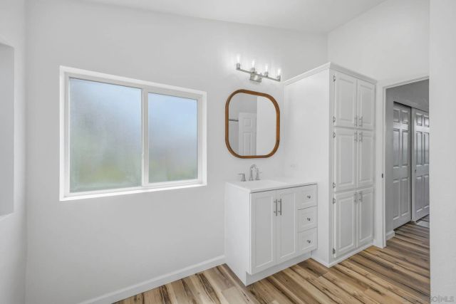 2550 E Valley Pkwy 77, Escondido, CA 92027