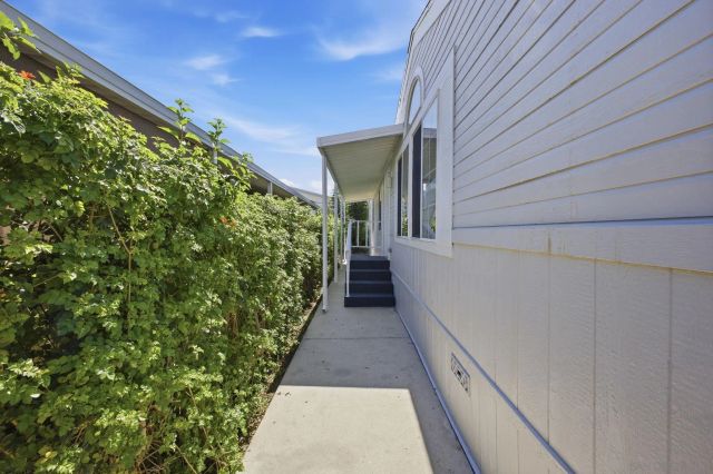 2550 E Valley Pkwy 77, Escondido, CA 92027