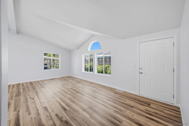 2550 E Valley Pkwy 77, Escondido, CA 92027