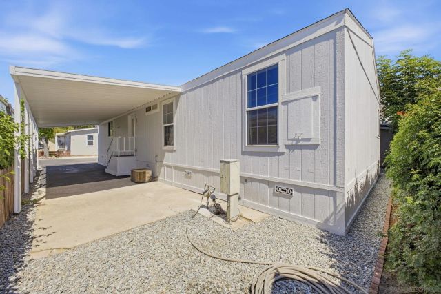 2550 E Valley Pkwy 77, Escondido, CA 92027