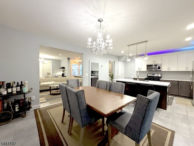 2076 Berwyn St, Union Twp., NJ 07083
