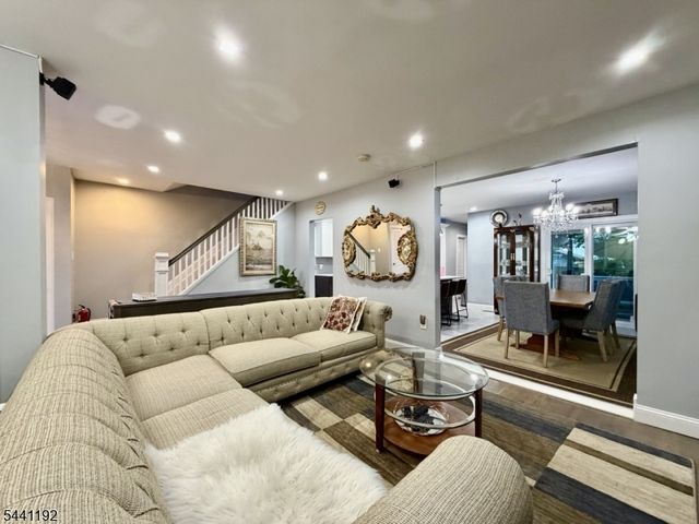 2076 Berwyn St, Union Twp., NJ 07083