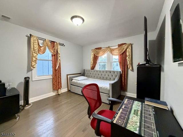 2076 Berwyn St, Union Twp., NJ 07083