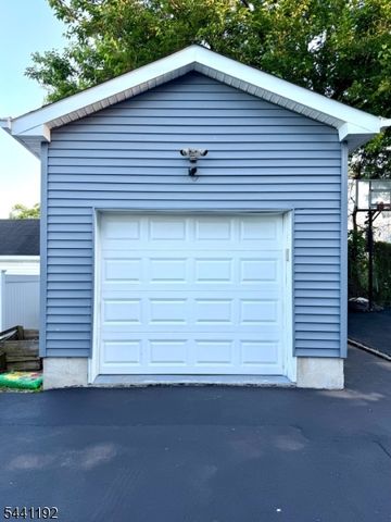 2076 Berwyn St, Union Twp., NJ 07083