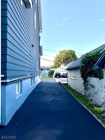 2076 Berwyn St, Union Twp., NJ 07083