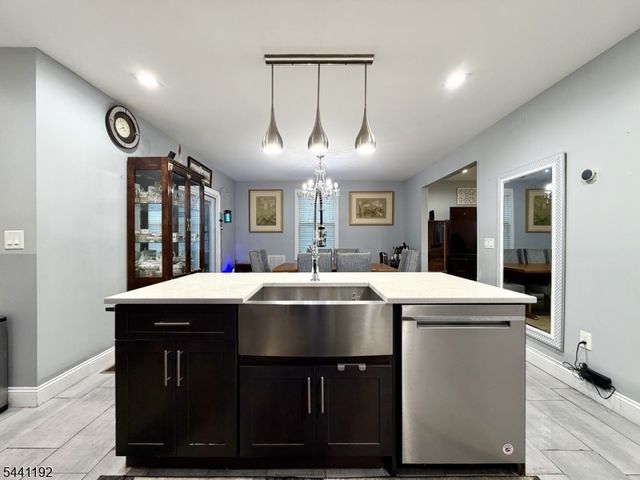 2076 Berwyn St, Union Twp., NJ 07083
