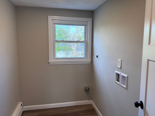 74 Sherwood Cir, East Bridgewater, MA 02333