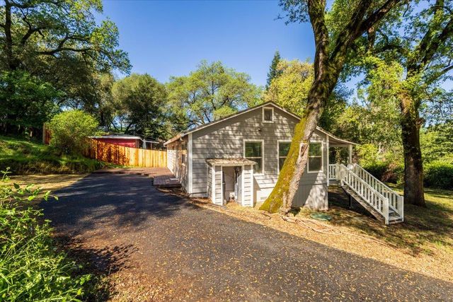 13630 Dry Creek Rd, Auburn, CA 95602