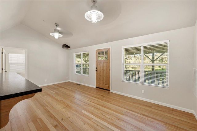 13630 Dry Creek Rd, Auburn, CA 95602