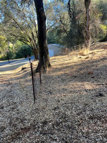 13630 Dry Creek Rd, Auburn, CA 95602