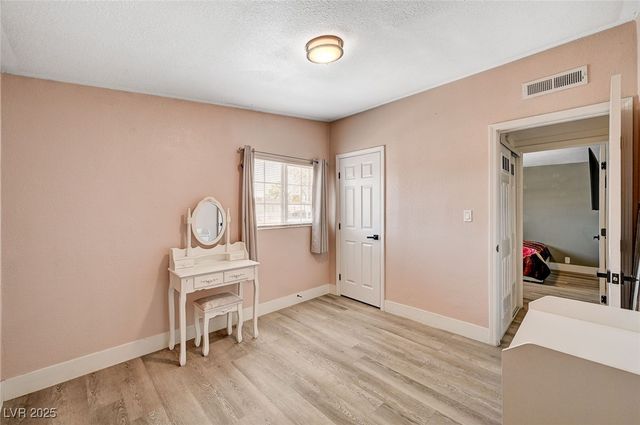 1424 Teton Street, Las Vegas, NV 89101