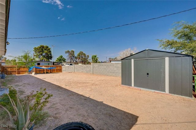 1424 Teton Street, Las Vegas, NV 89101