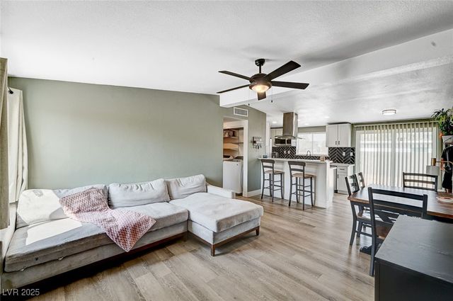 1424 Teton Street, Las Vegas, NV 89101