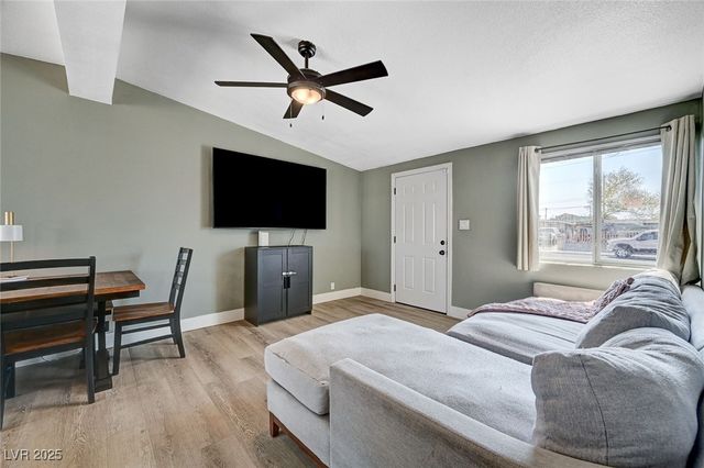 1424 Teton Street, Las Vegas, NV 89101