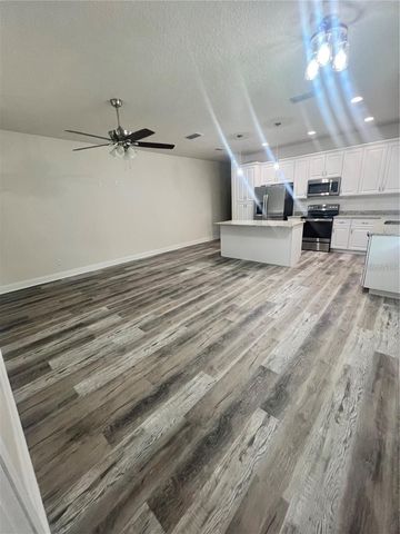 408 S MAIN AVENUE, Groveland, FL 34736