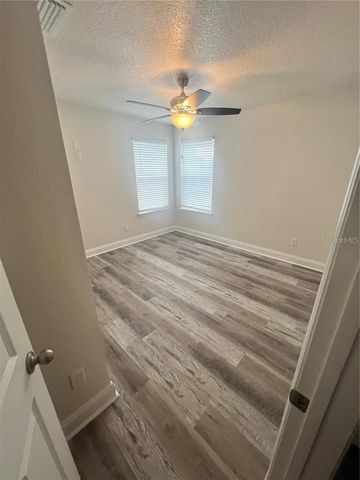 408 S MAIN AVENUE, Groveland, FL 34736