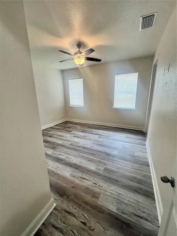 408 S MAIN AVENUE, Groveland, FL 34736