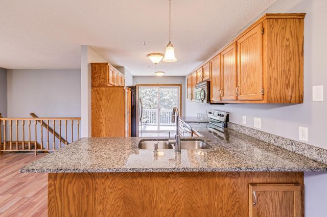 3167 Manitou Drive 7, White Bear Lake, MN 55110