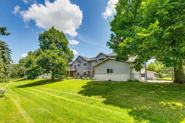 3167 Manitou Drive 7, White Bear Lake, MN 55110